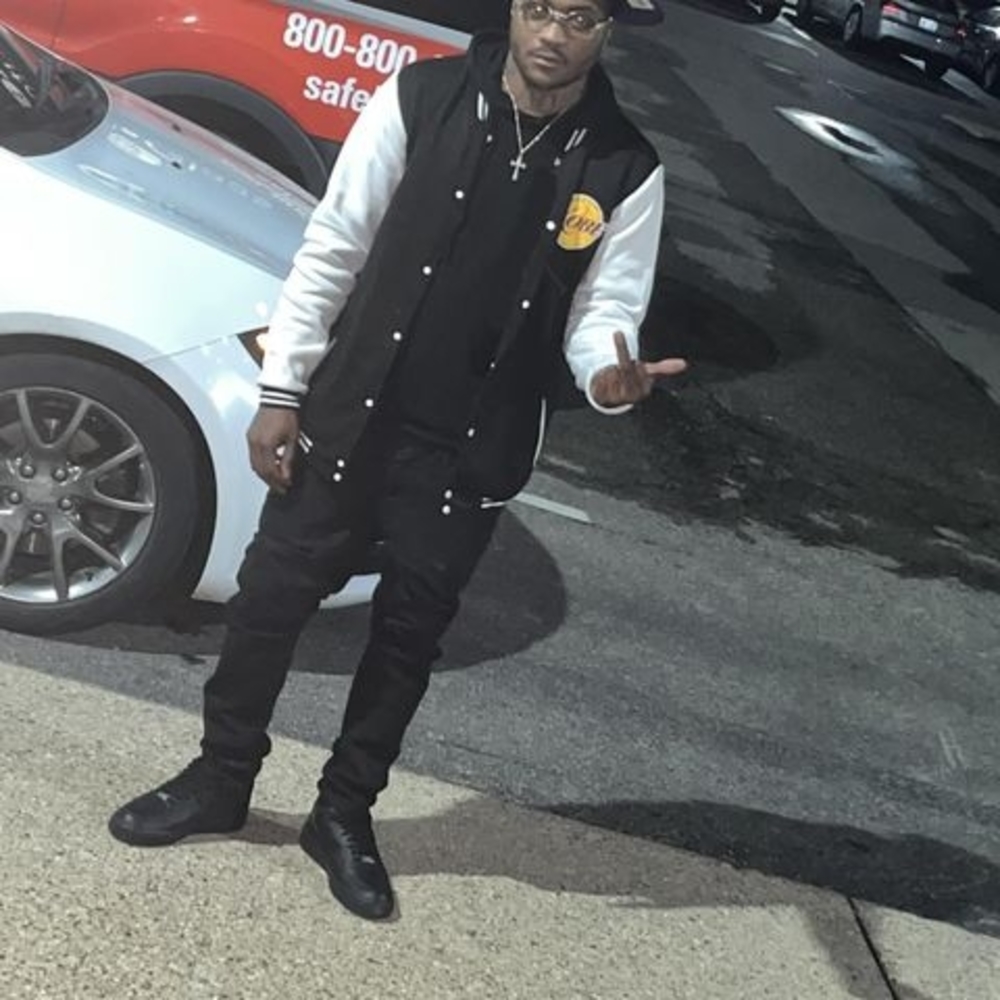 Meet your Posher, Devin